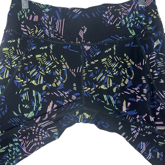 Sweaty Betty Power Leggings Womens XL US 12 Black Abstract Print 7/8 Length - Picture 8 of 13
